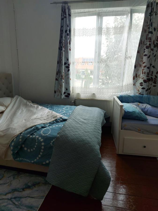 Belle Chambre Dans Un Quartier Calme ブリュッセル エクステリア 写真